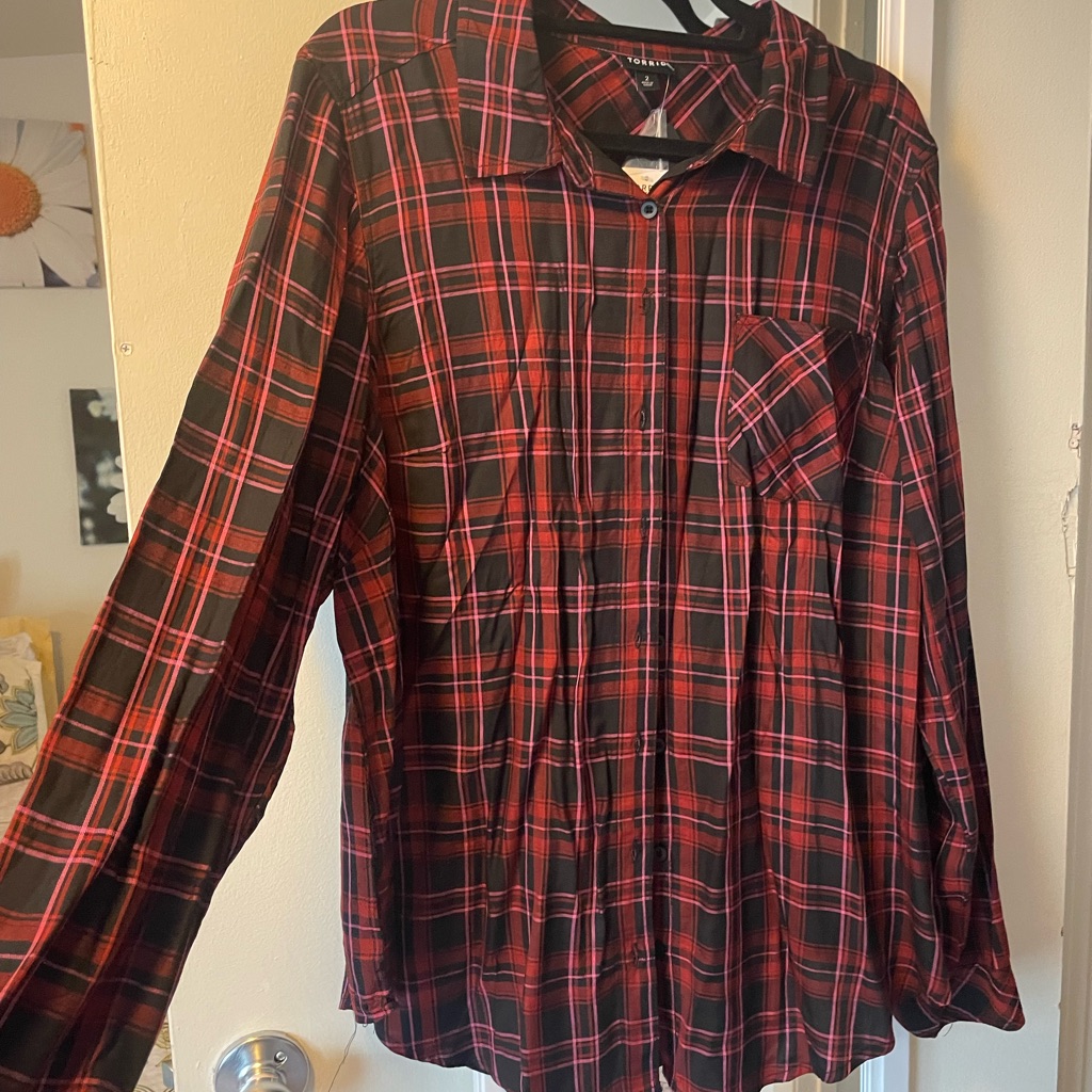 Torrid Button Down Nwt